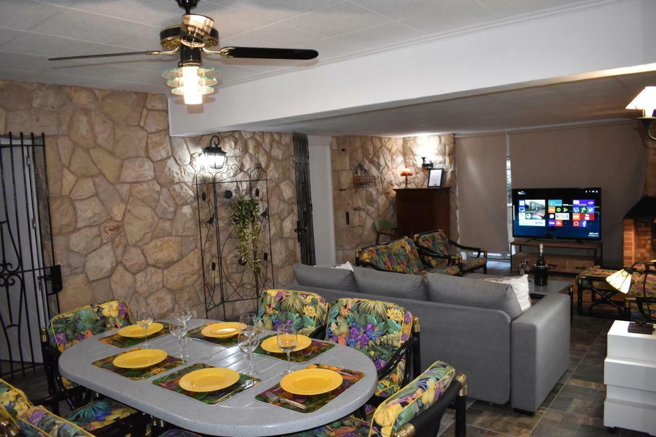 Villa Garden Таррагона Экстерьер фото