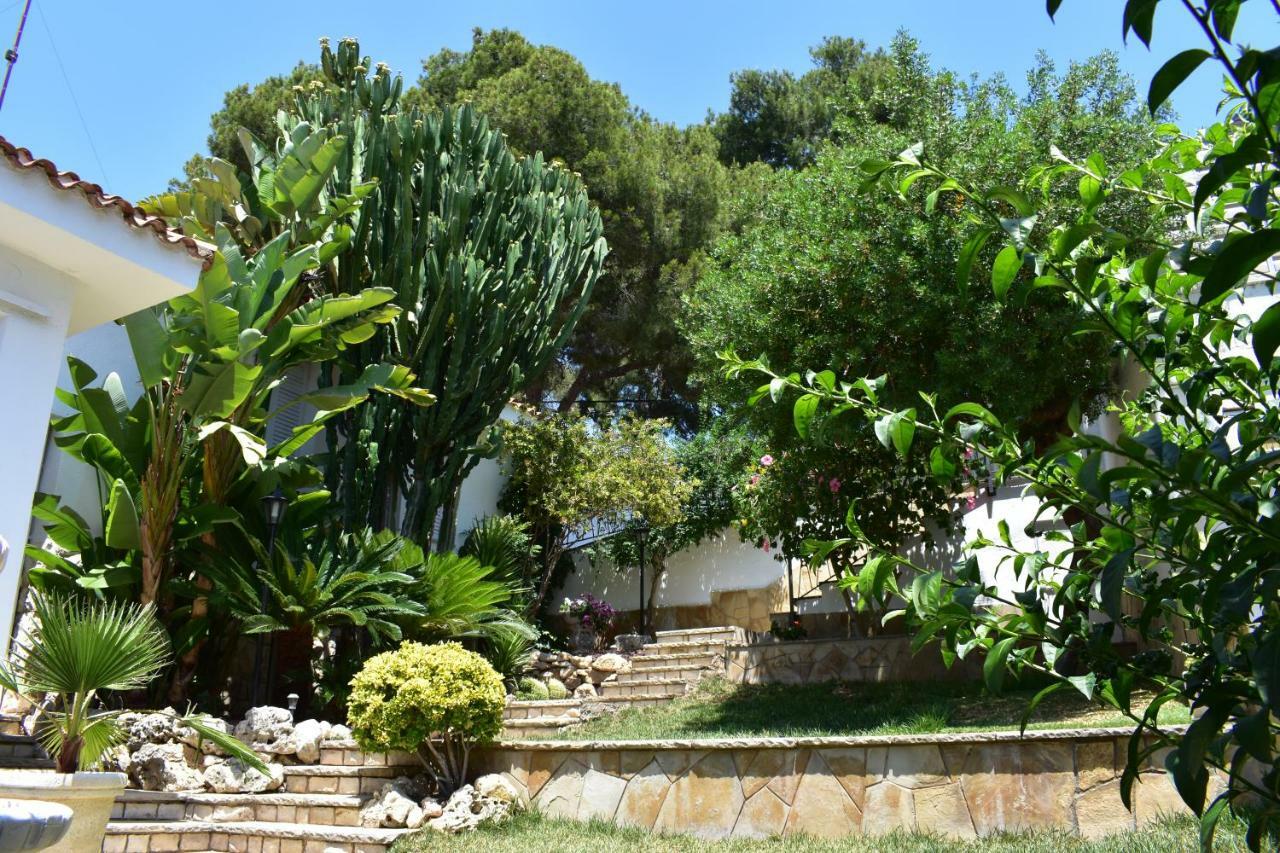 Villa Garden Таррагона Экстерьер фото