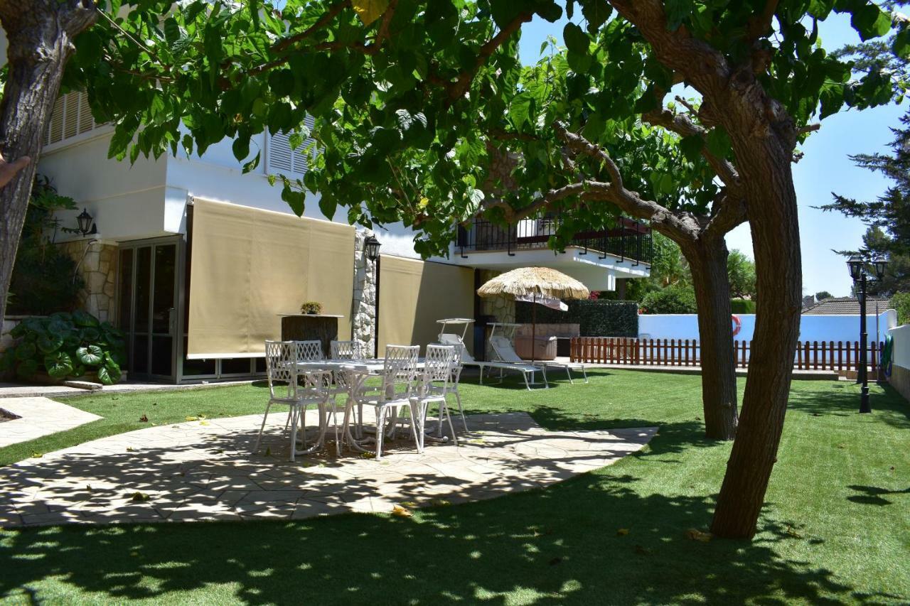 Villa Garden Таррагона Экстерьер фото